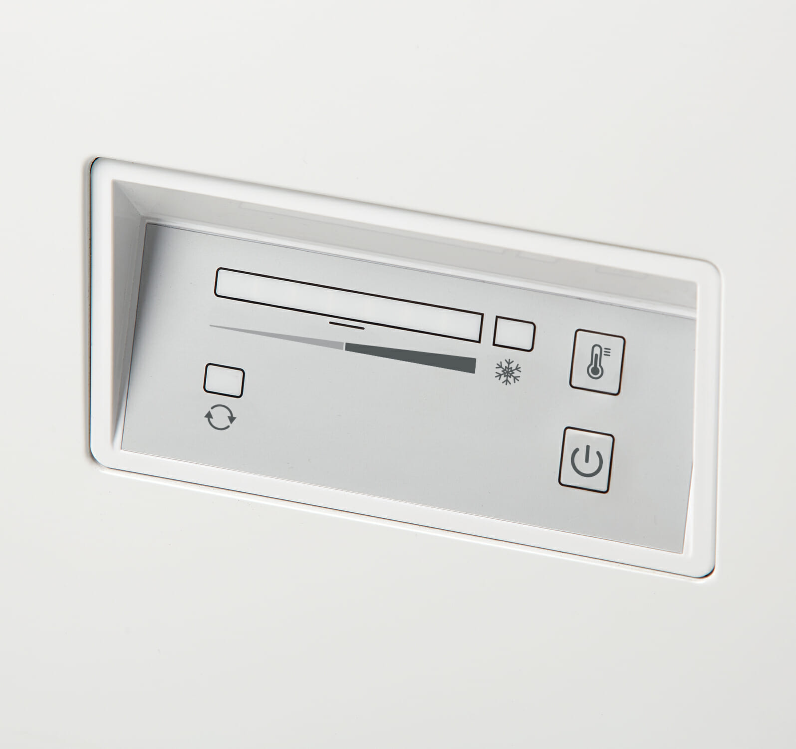 Danby 11.0 cu. ft. Chest Freezer in White DCFM110B1WDB Danby Canada